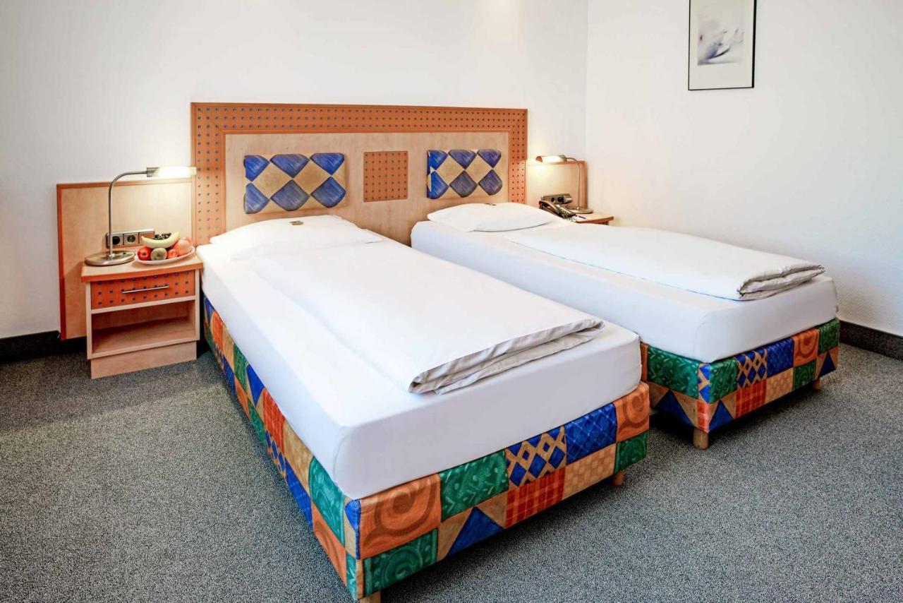 Plaza Kongresshotel Europe Stuttgart Szoba fotó